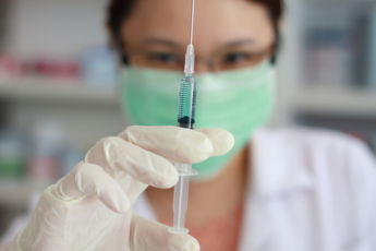 14 küsimust ja vastust Covid-19 vaktsiini kohta: millised on kõrvaltoimed?