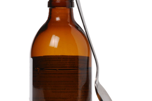 Vedeliku ja mineraalide kaotust asendav lahus (näiteks Rehydron) 