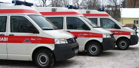 Kiirabi paneb välja lisabrigaadi Kiirabi paneb välja lisabrigaadi