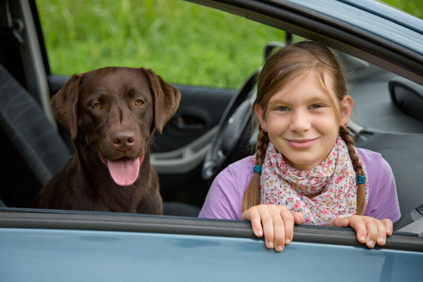 Häirekeskus: märgates kuumas sõidukis vaevlevat last või looma, tuleks kutsuda abi